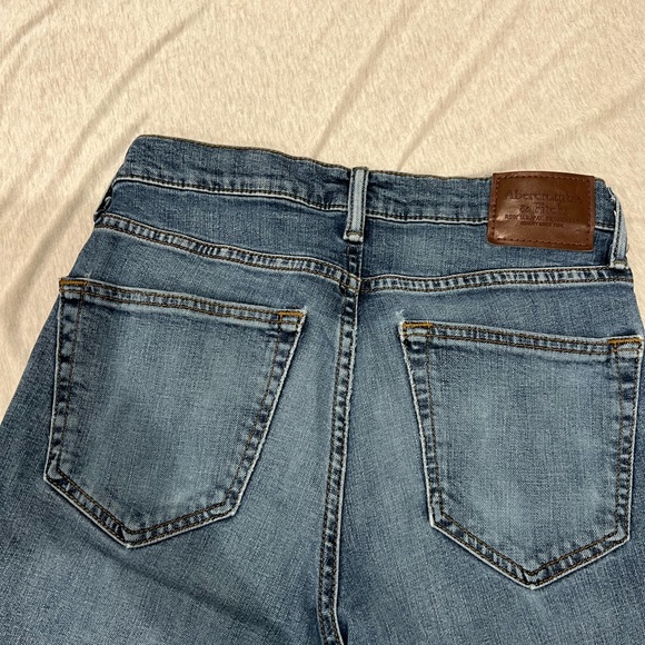 Abercrombie 28x30 jeans - Picture 4 of 4